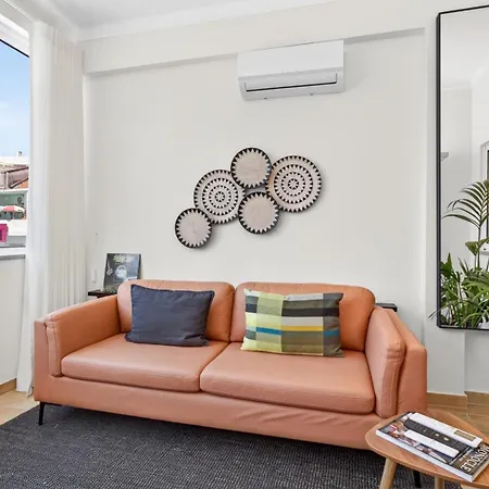 아파트 Modern 2br With Balcony In By Lovelystay 포티마오