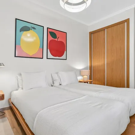 Modern 2br With Balcony In By Lovelystay 아파트 포티마오